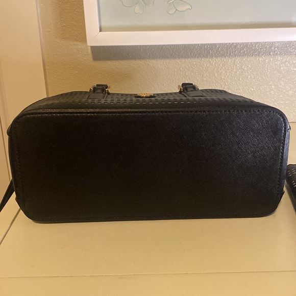 Tory Burch Robinson Perforated Micro Double Zip Tote Black-Birch with wallet - Picture 8 of 11